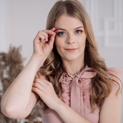 Evelina ripsmed ja kulmud