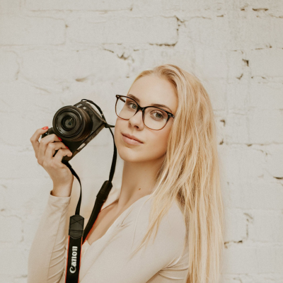 Sotsmeedia spets./fotograaf